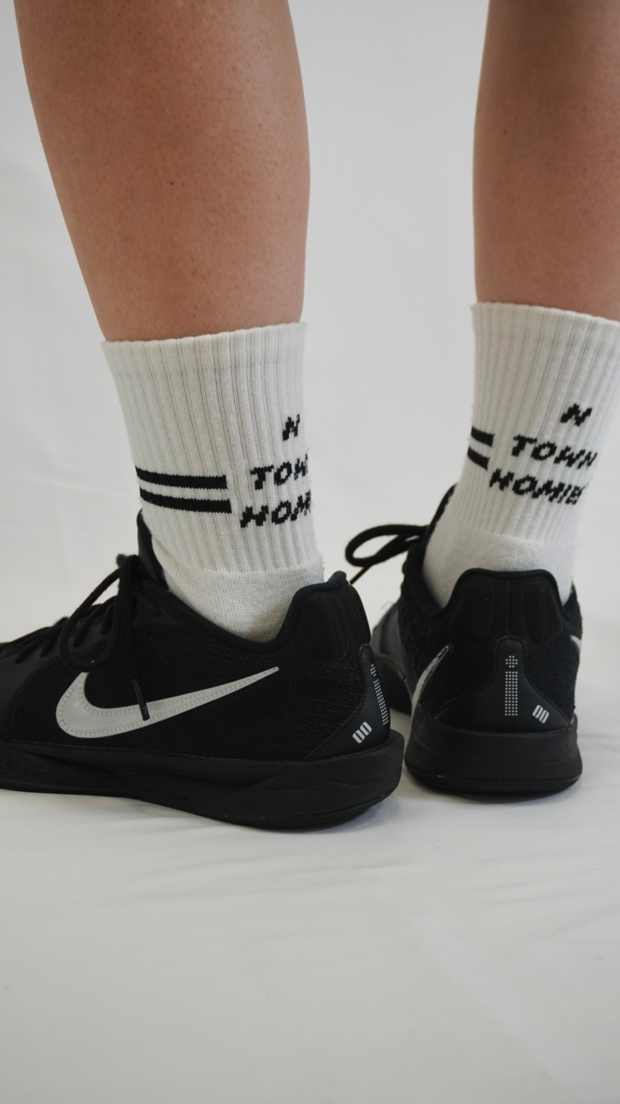 LINE CREW SOCKS color White - 11