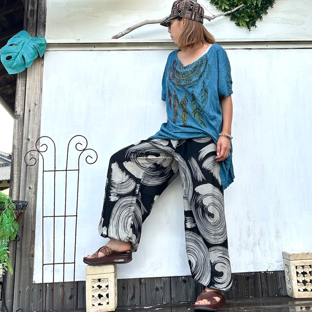 モノトーンレーヨンマンボパンツ