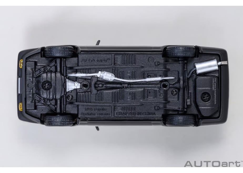AUTOart 1/64 トヨタ スプリンター トレノ (AE86) 『頭文字 D