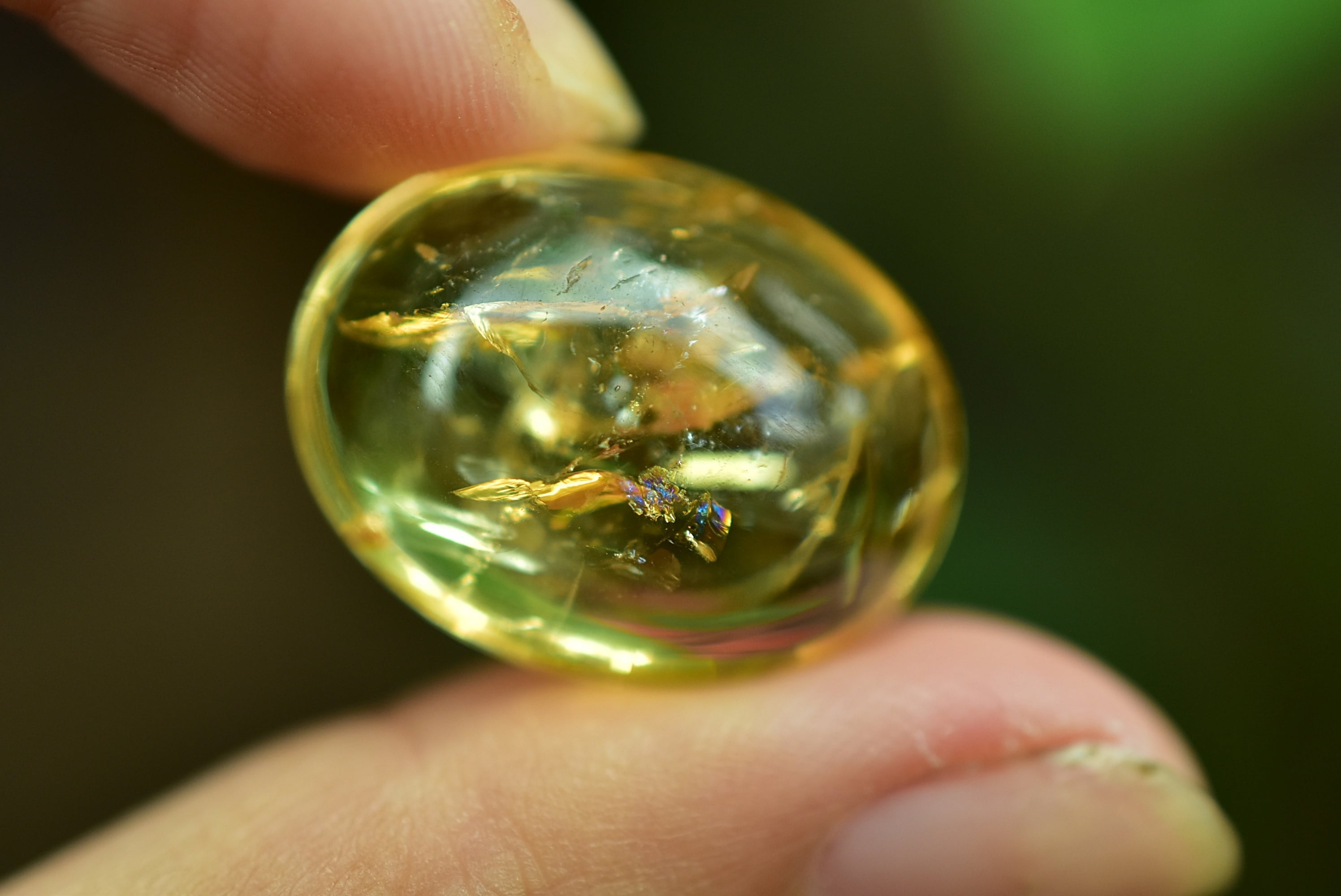 虹入り・きらり☆シトリン ルースs584 | Funky garuda Stone