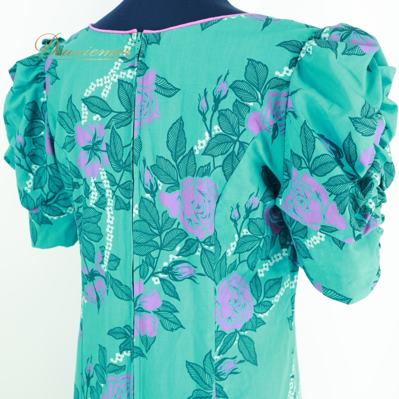 フラダンス 衣装 ワンピース ドレス フラ ダンス T&L MUUMUU FACTORY グリーン系 花柄 緑 白 紫 ハワイアン アロハ パフスリーブ 淡い ボリューム ふんわり ホワイト系 パープル系 ①