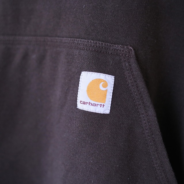 "Carhartt" sleeve logo printed over silhouette dark brown sweat parka