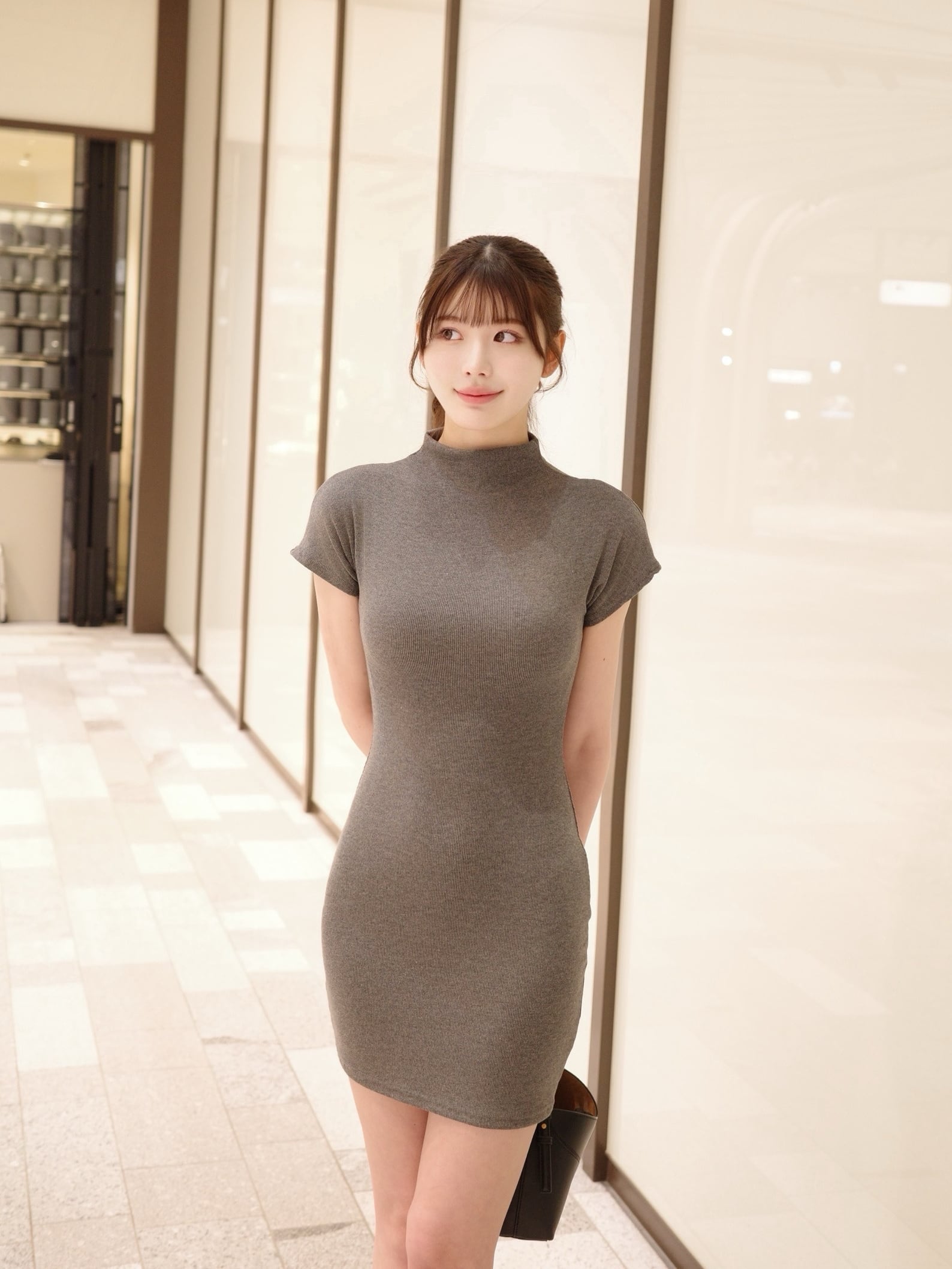 Muse Slim Knit Dress | LUNA