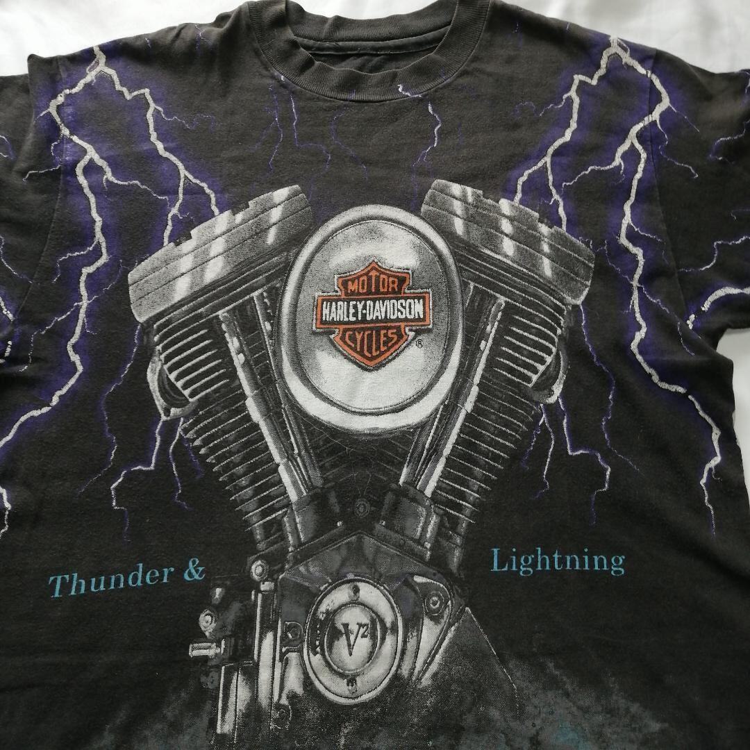 貴重デザイン！Budweiser Tシャツ　サンダー　lightning