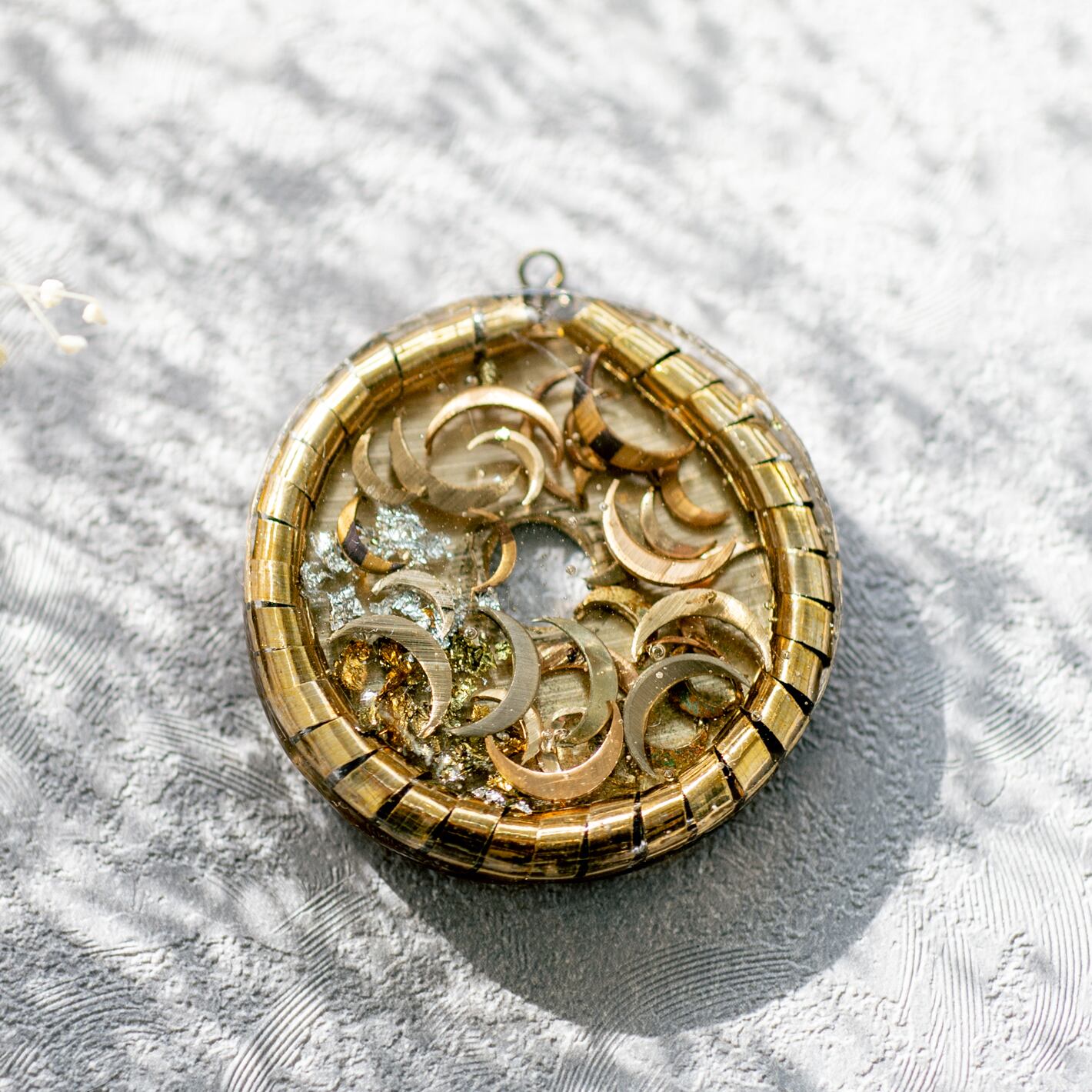 螺旋の丸シンバルペンダント・ネックレス【SO06】