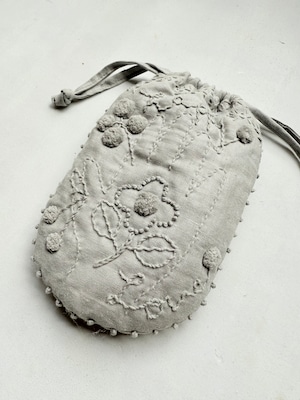 (ストーングレー)ポンポン巾着キット『私の手の中にあるしあわせ』