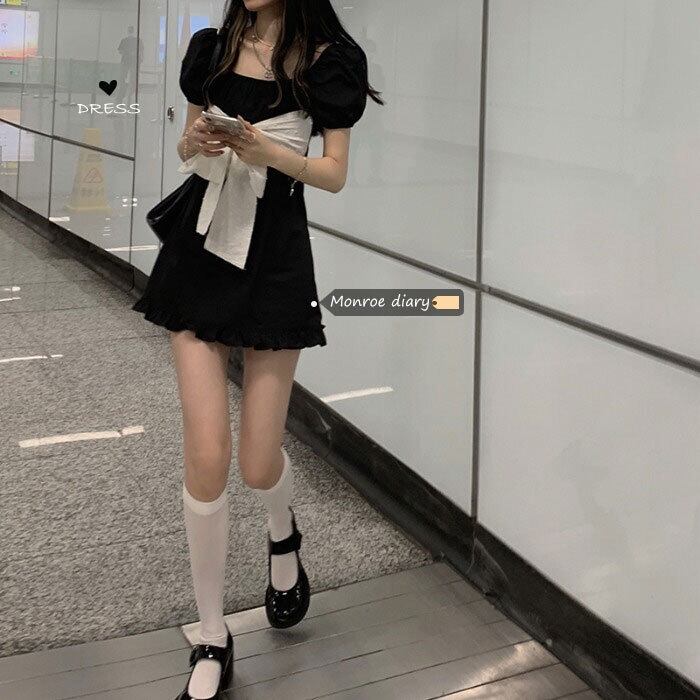 ブラックスタイルスリーブドレス ショートスカート サマー薄手Aライン 夏物 スクウェア モンロー85728104236