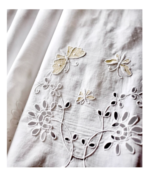 フランス 212c 檸檬色蝶々と刺繍クロス カーテン アンティーク