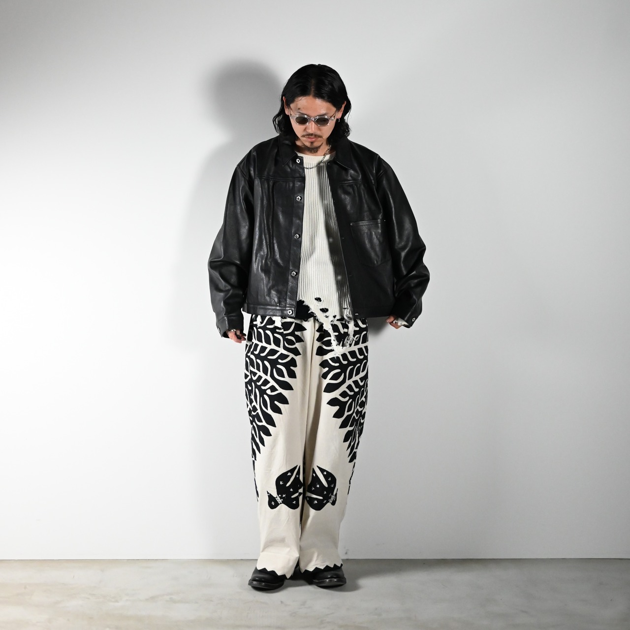 CCUの新作「TRUCKER JACKET」コーディネート