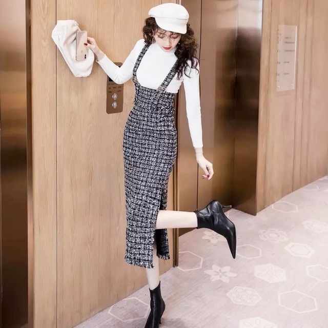 カジュアルハイネックスリムセーター＋ストラップツイードスリットスカートセットアップ