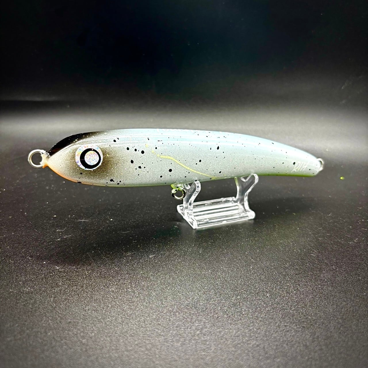 Toucher 185 (タッチャー185) | RIH / ROWER