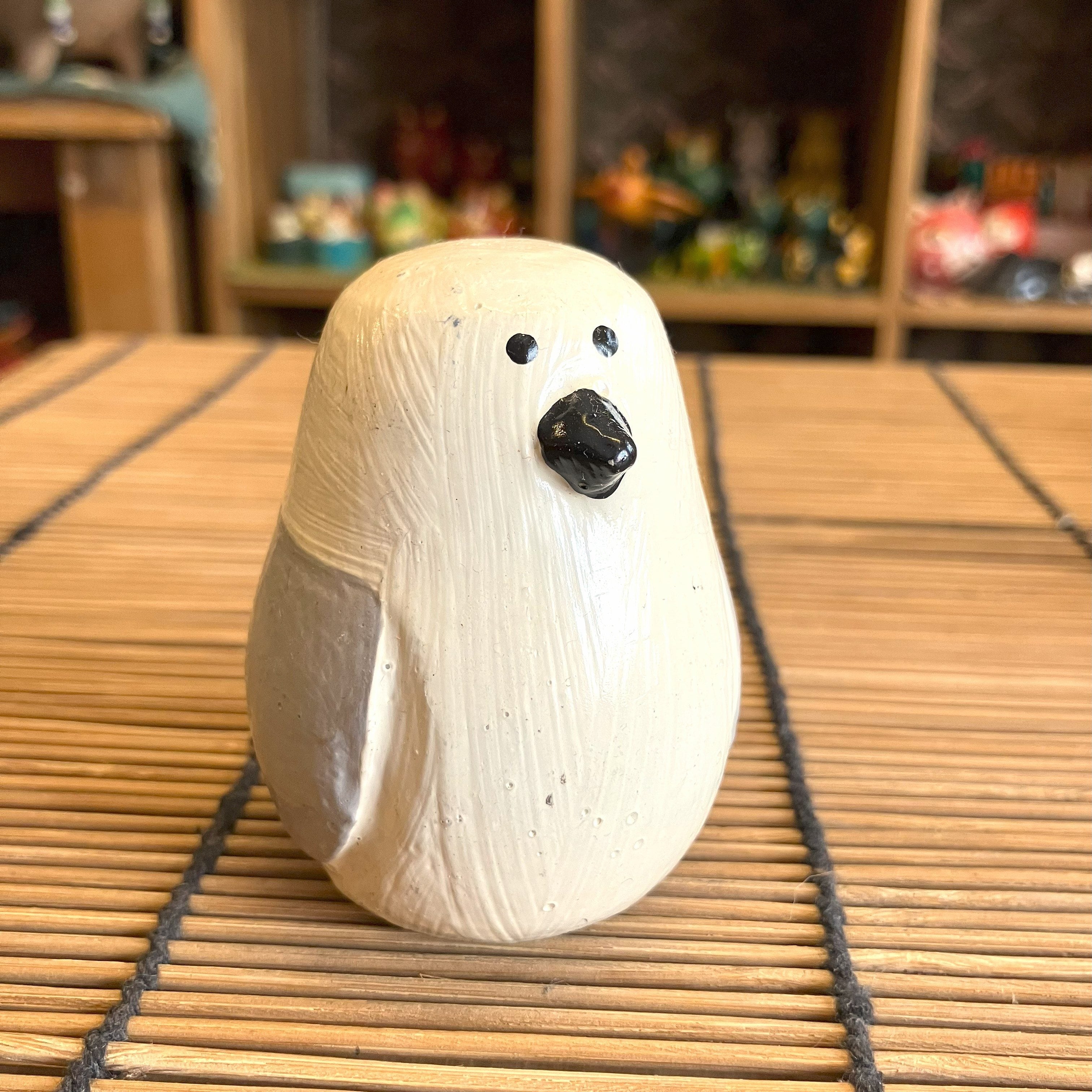 木製 自然形状 置物 シマエナガ 鳥 置物 木彫り 可愛い 木製 オブジェ アジアン雑貨 | ten6duca