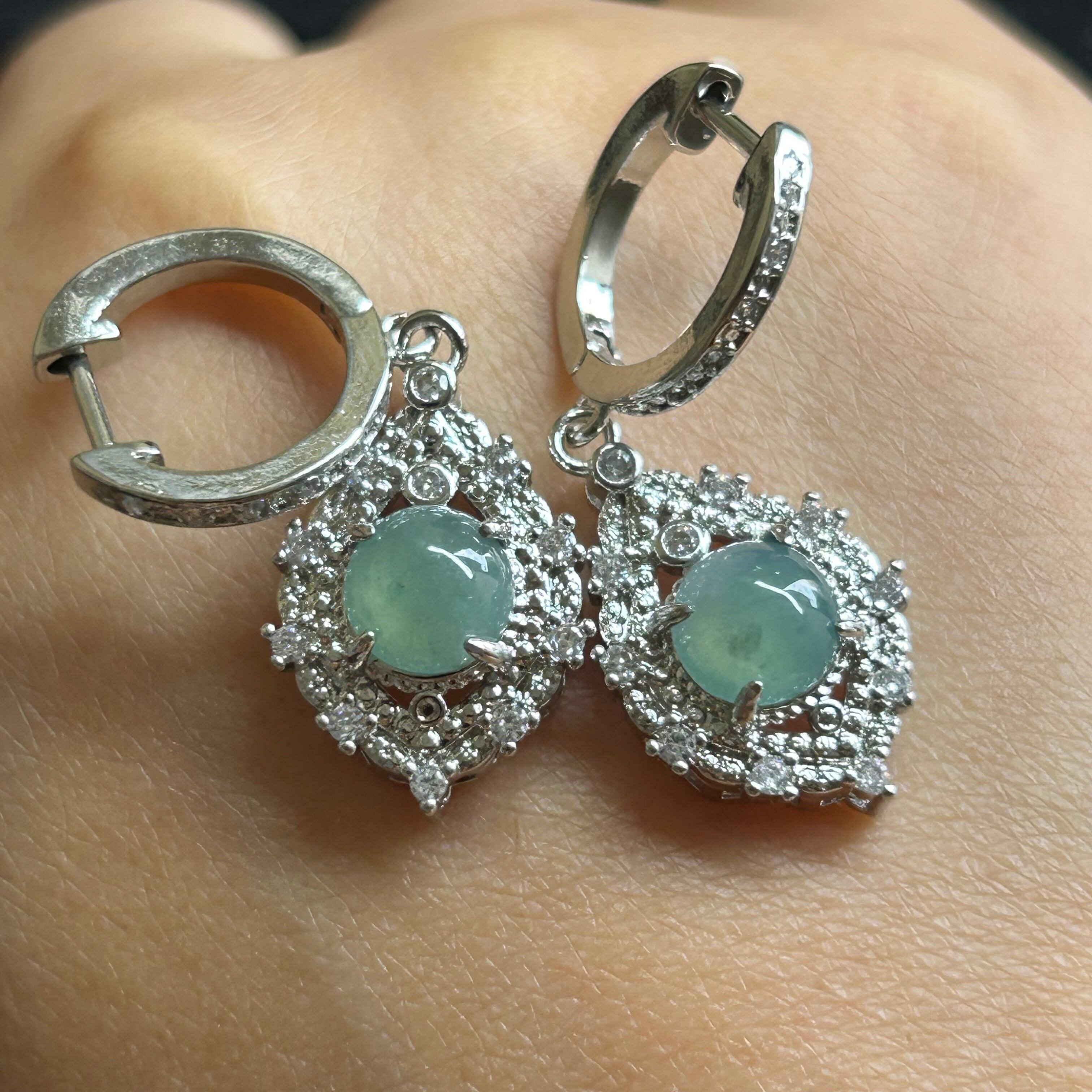 本翡翠ピアス グァテマラ産 可愛い 氷種 無含浸 無着色 国石 | FARBE