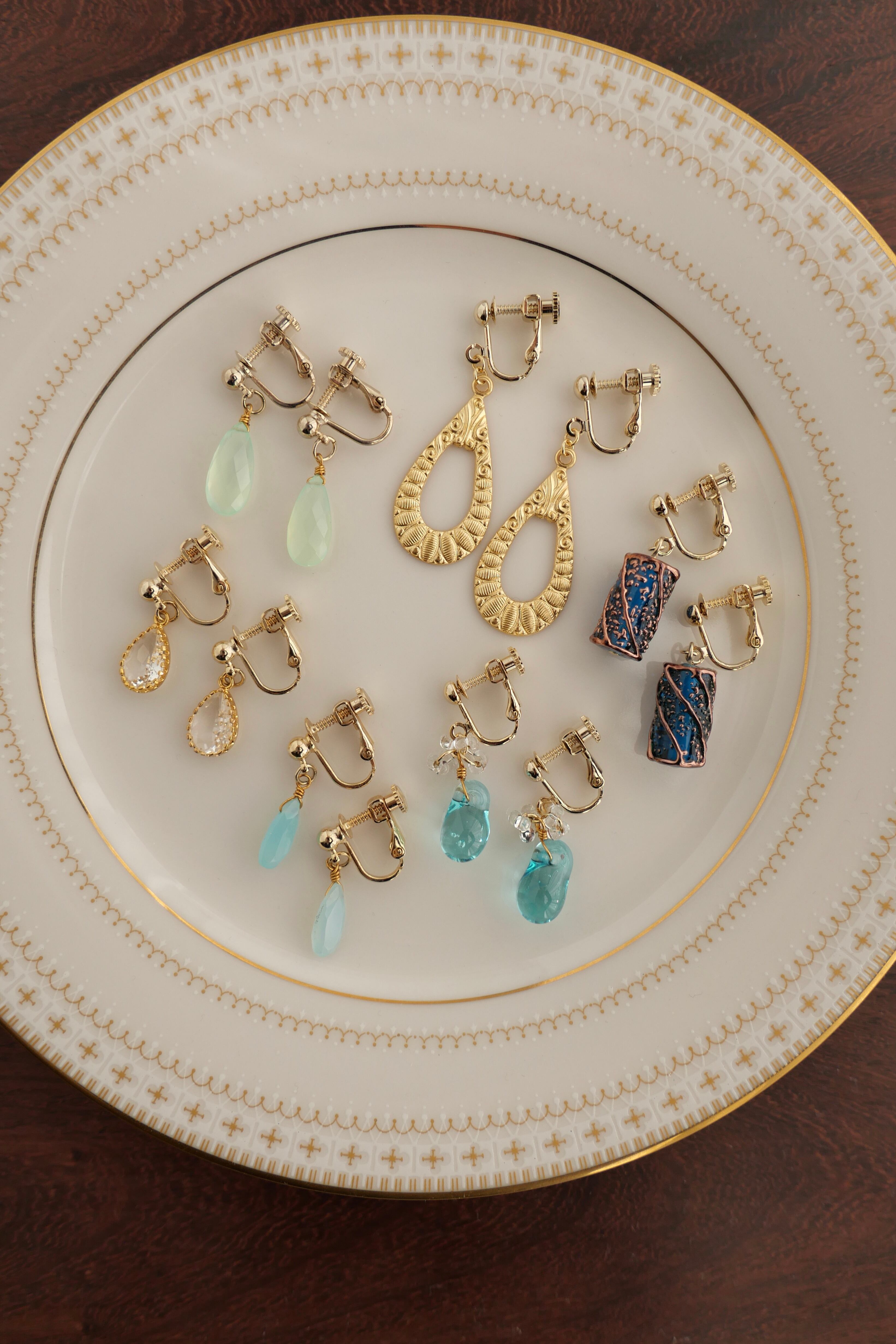 LULU DESIGNER'S ACCESSORIES