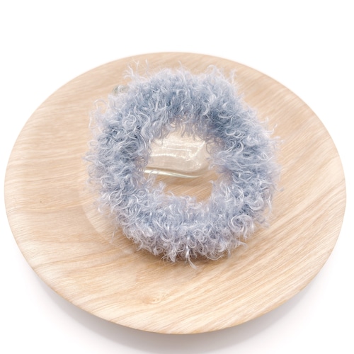 くるくるファーのシュシュ/