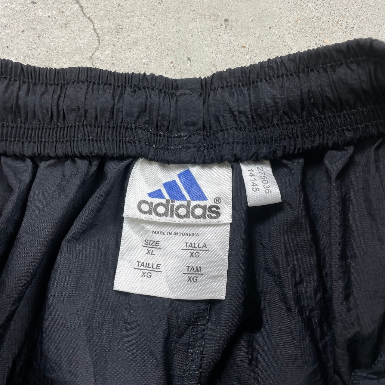 90年代 adidas アディダス ナイロンパンツ トラックパンツ サイド 