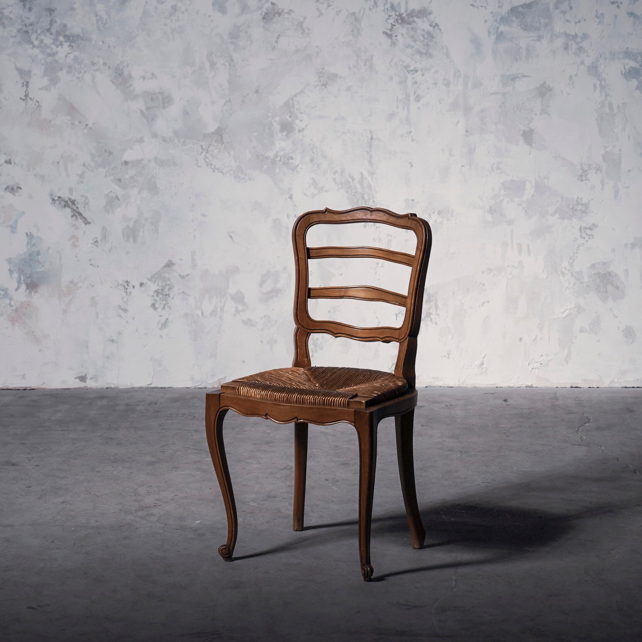 チェア/アンティークチェアー/ラッシュシートチェアー/フレンチアンティーク/空間装飾/ラッシュシート