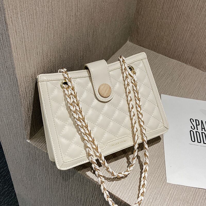 テクスチャードスモールバッグハンドバッグ2020新しいトレンディなファッションオールマッチチェーンショルダーメッセンジャーバッグロンバス刺繍糸スモールスクエアバッグ Tiancai_Wing_Bag3217100