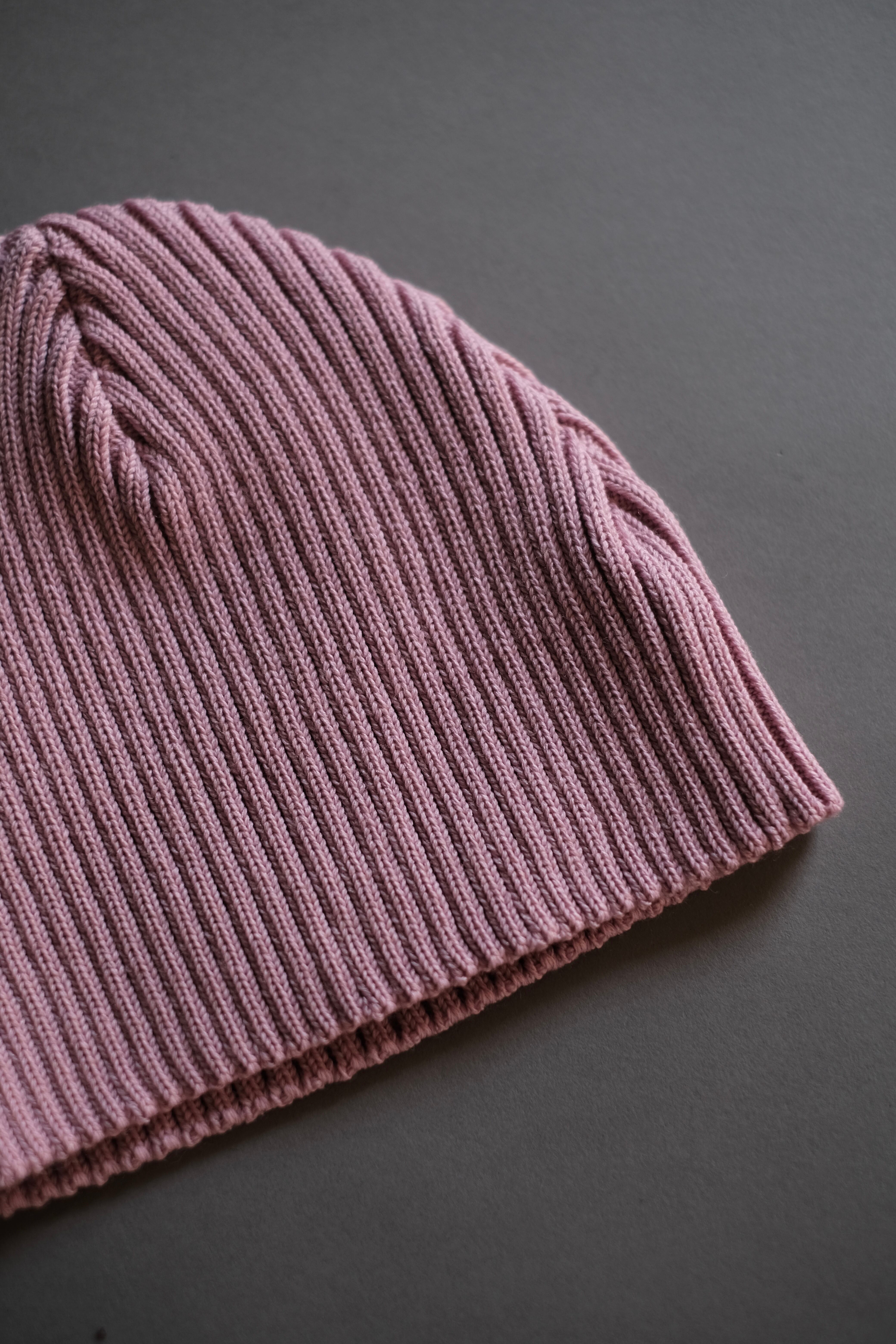 OUAT / -011-OFFICE BEANIE PINK | LIVING