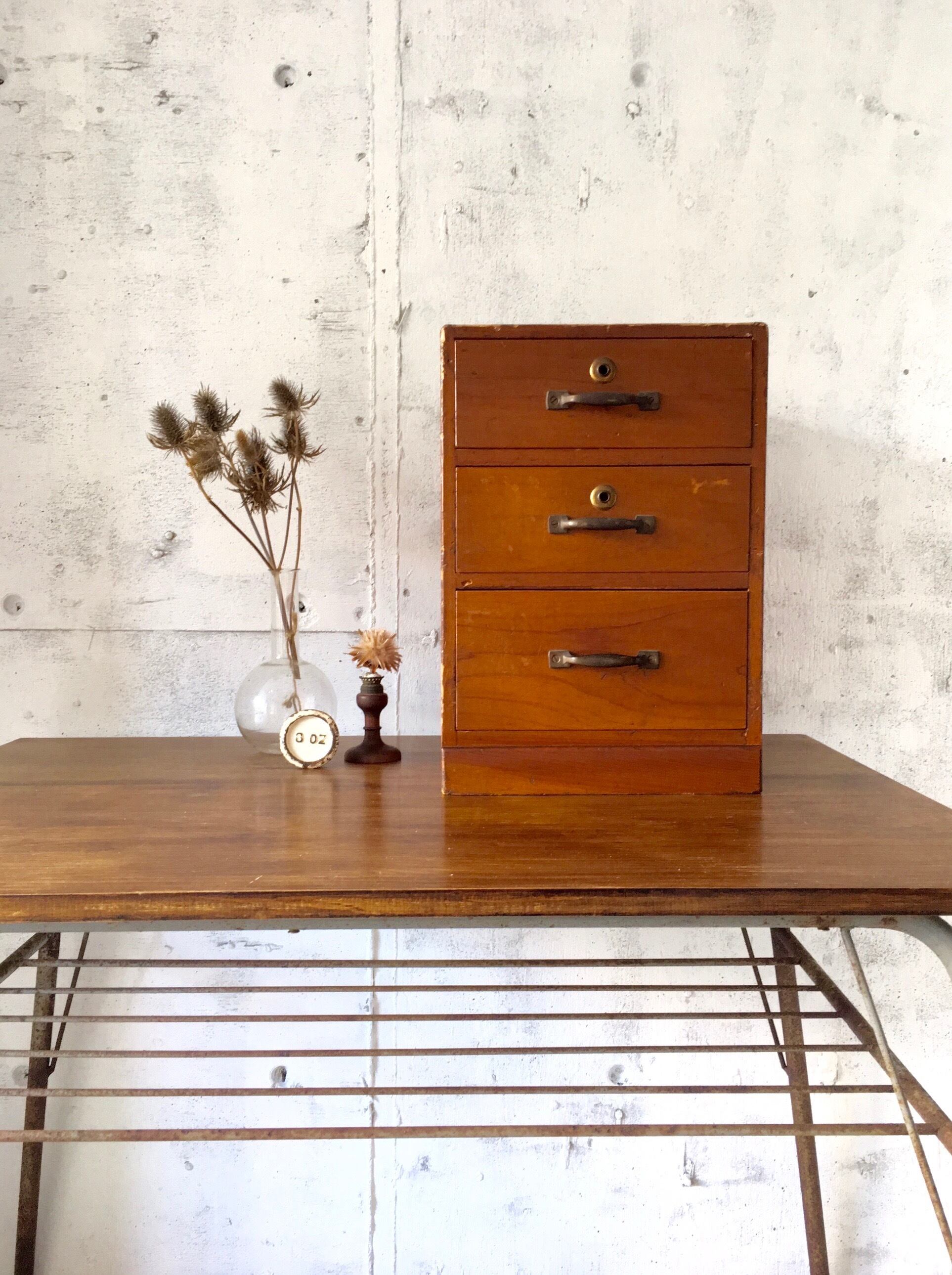 木製　小引出し　古家具 木味の小引き出し［古家具］ | giraffes craft