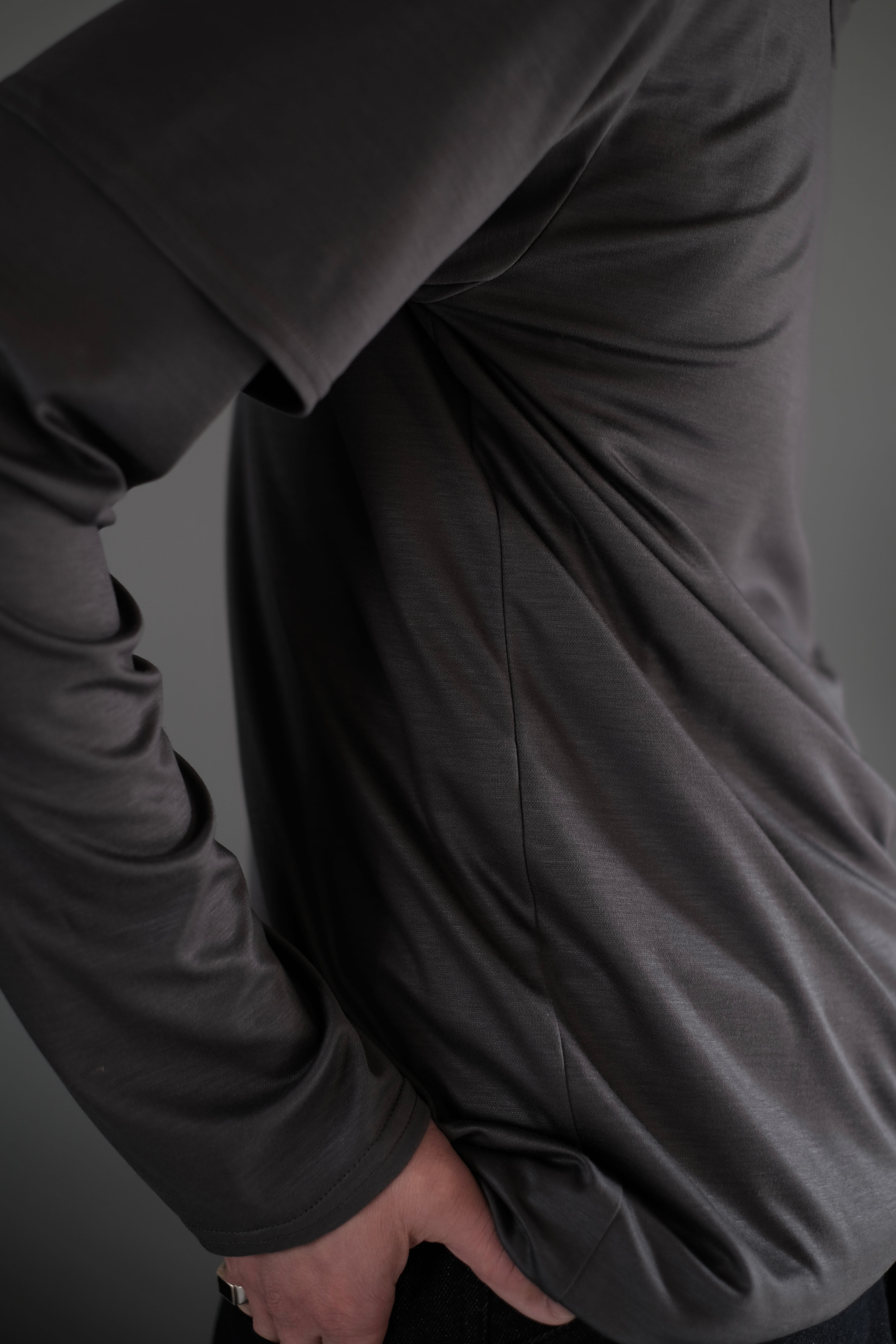 OMAR AFRIDI / H/S TEE 
