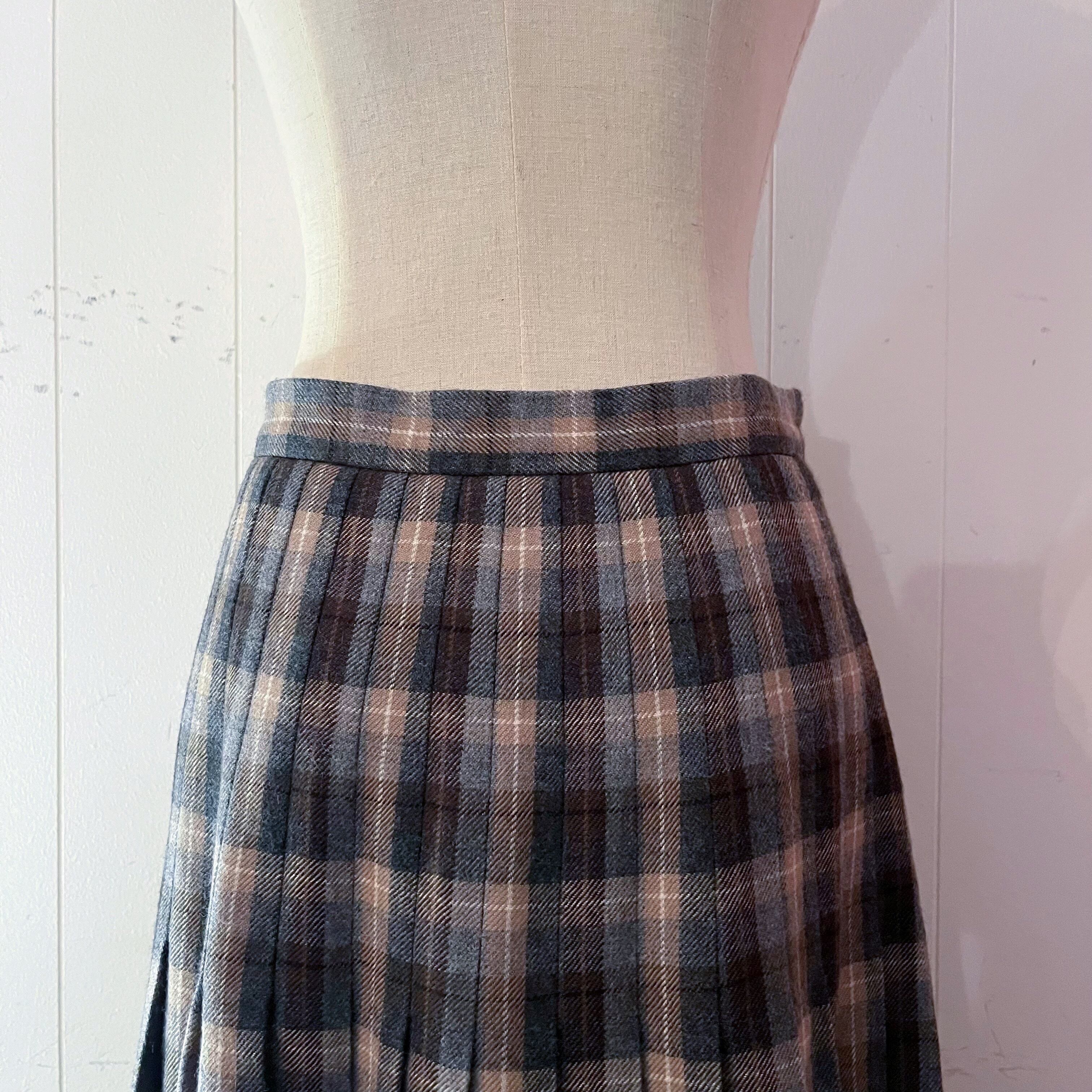 brown check tuck wool skirt