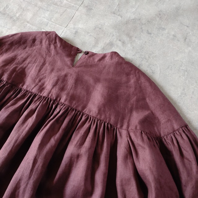 胸元ギャザーブラウス　