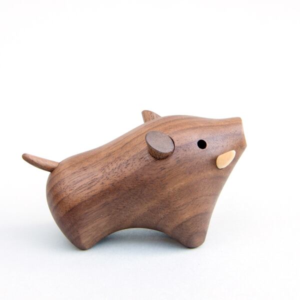 干支の置き物・亥】いのしし 木製ハンドメイド お正月の御年賀