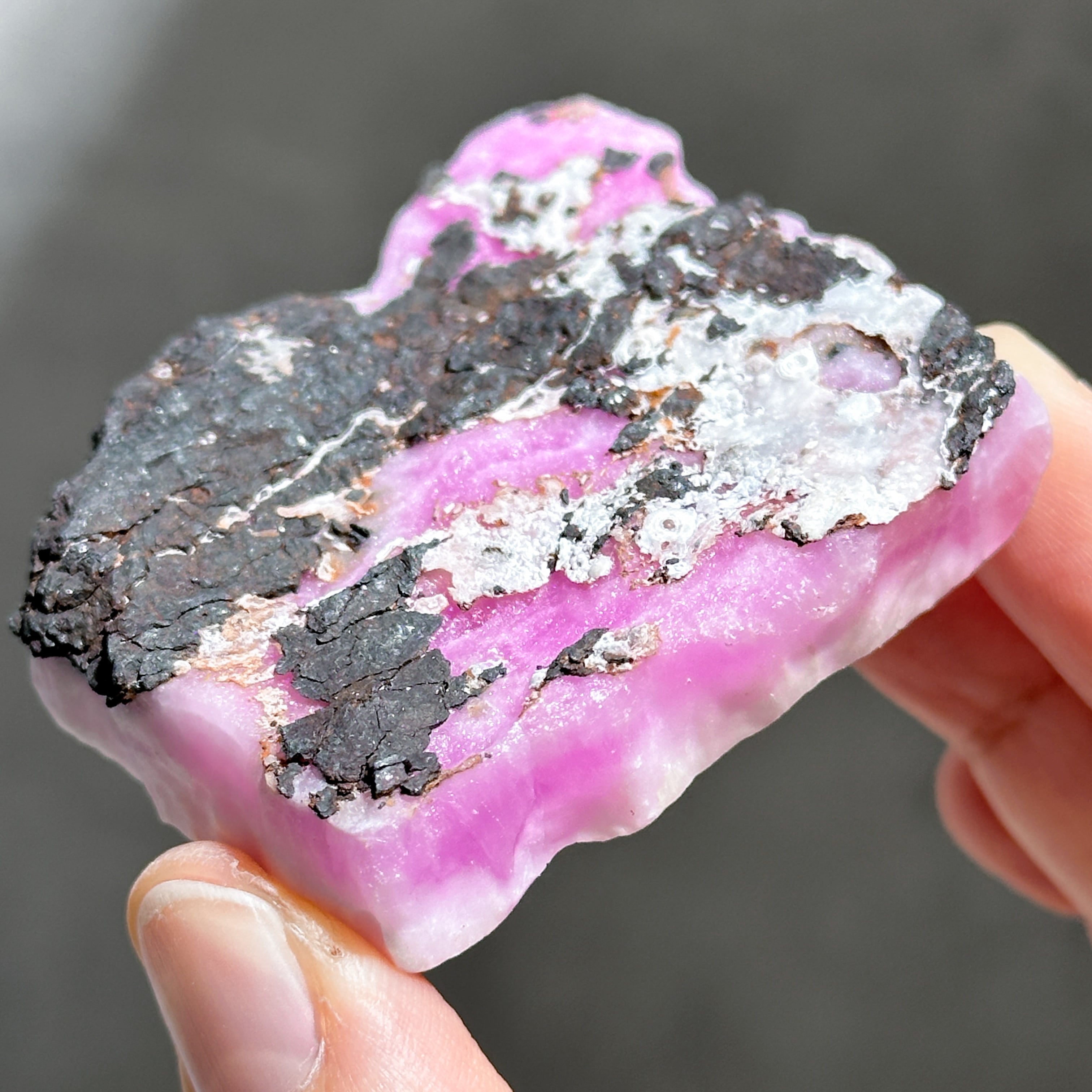 値下げ　最高品質　希少石　レア　ピンクアラゴナイト　フリーフォーム　天然石 値下げ 最高品質 希少石 レア ピンクアラゴナイト フリーフォーム 天然石