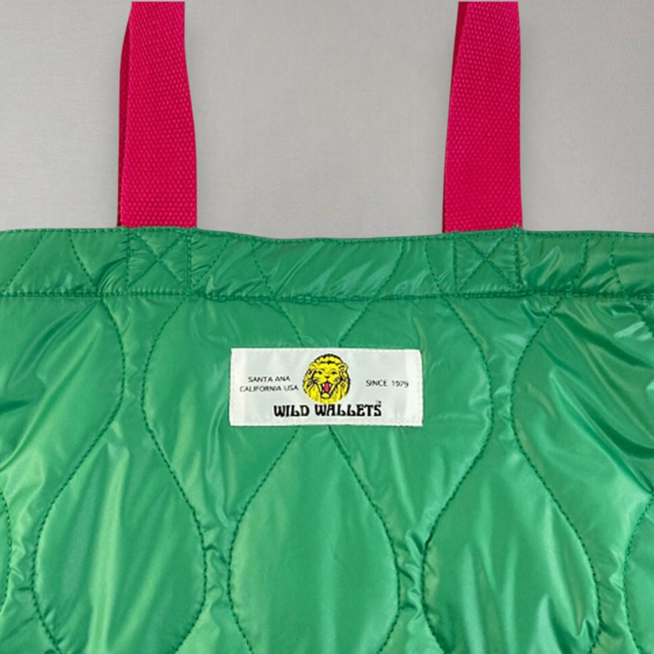 WILD WALLETSブランドのキルティングトートバッグ  F0182 - 7