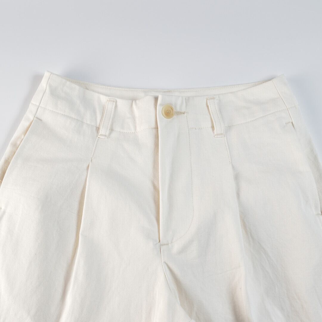 sasanqua by trees サザンカバイツリーズ カツラギバナナトラウザー Banana Trouther・アイボリー 洗練されたシルエットが特徴のパンツです。【送料無料】