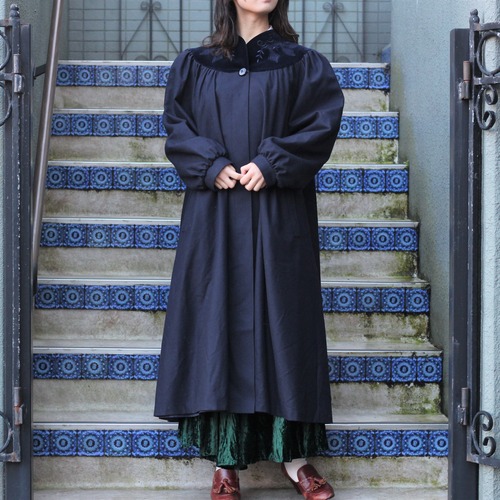 *SPECIAL ITEM* EU VINTAGE GOLDEN GATE NAVY COLOR EMBROIDERY VELOUR DESIGN WOOL OVER COAT/ヨーロッパ古着ネイビーカラー刺繍ベロアデザインウールオーバーコート