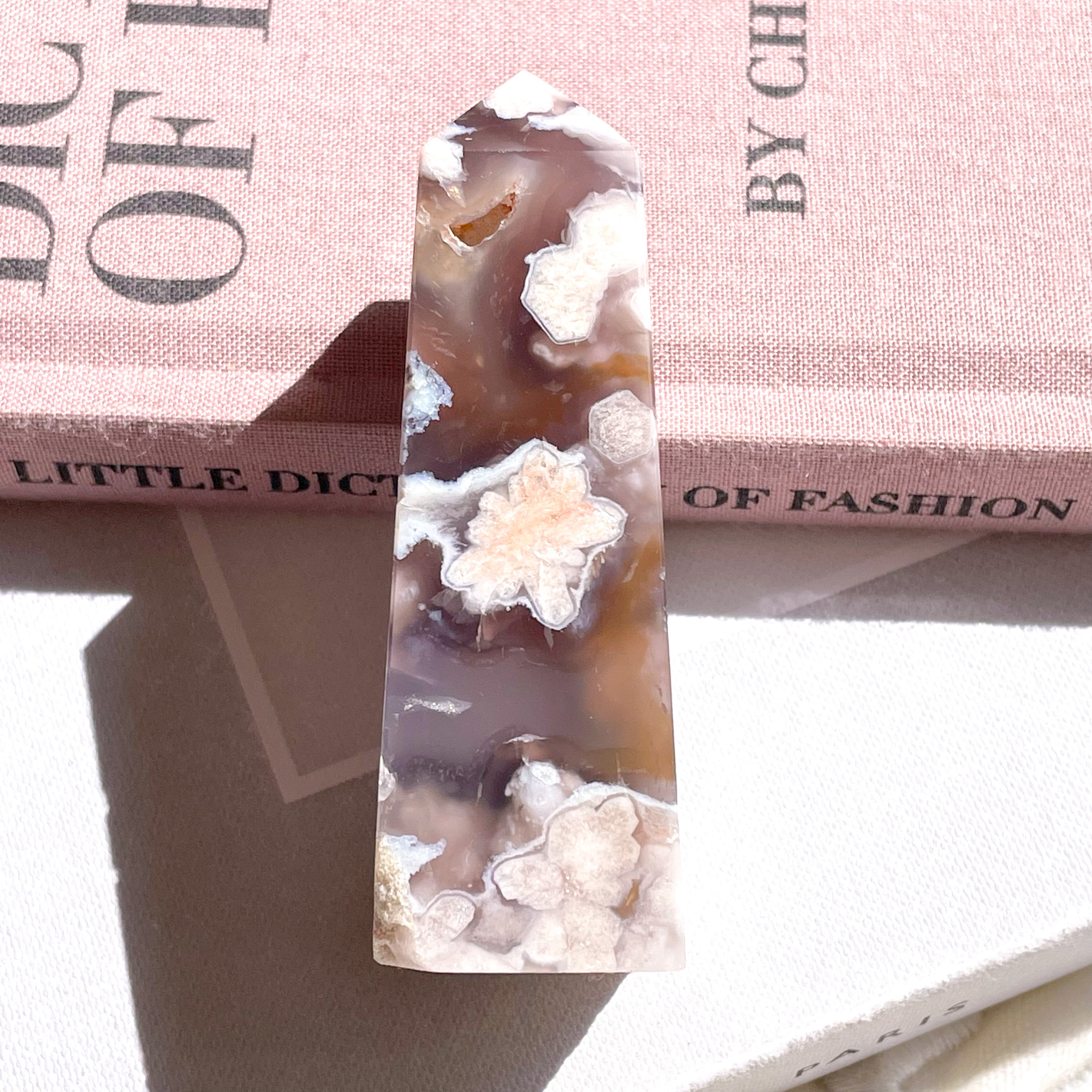 Black Flower Agate Point 1 ✧ ブラックフラワーアゲート (桜瑪瑙