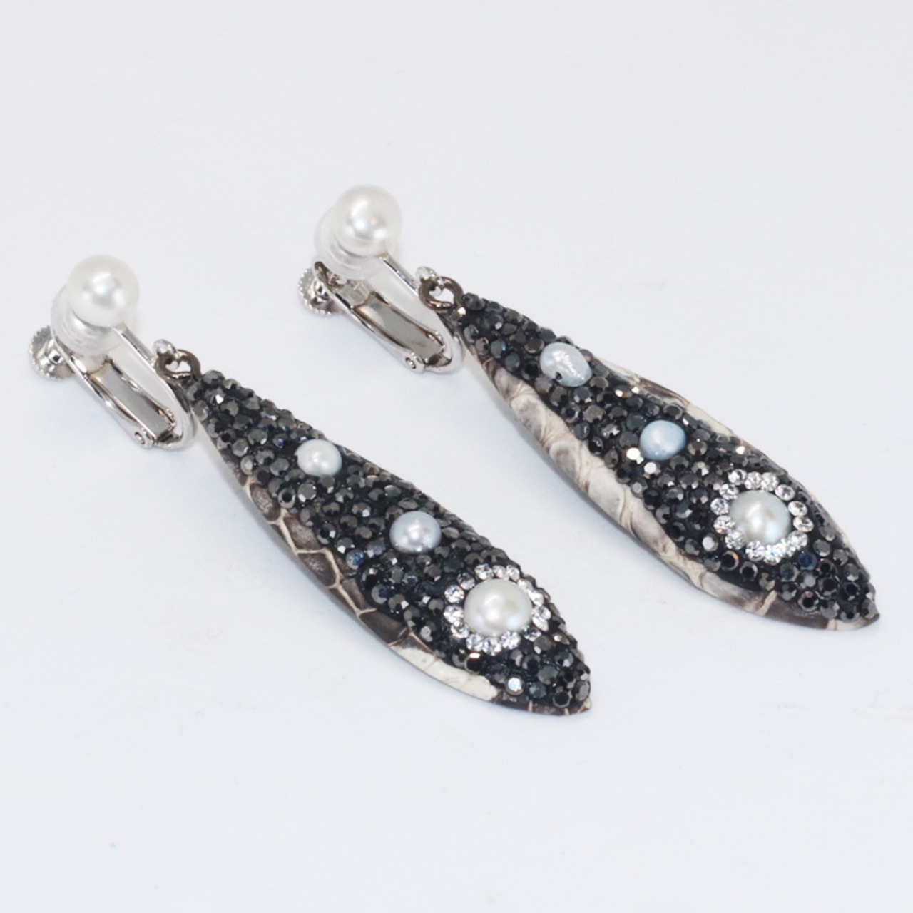 在庫限り 淡水パール インパクト イヤリング mm1015