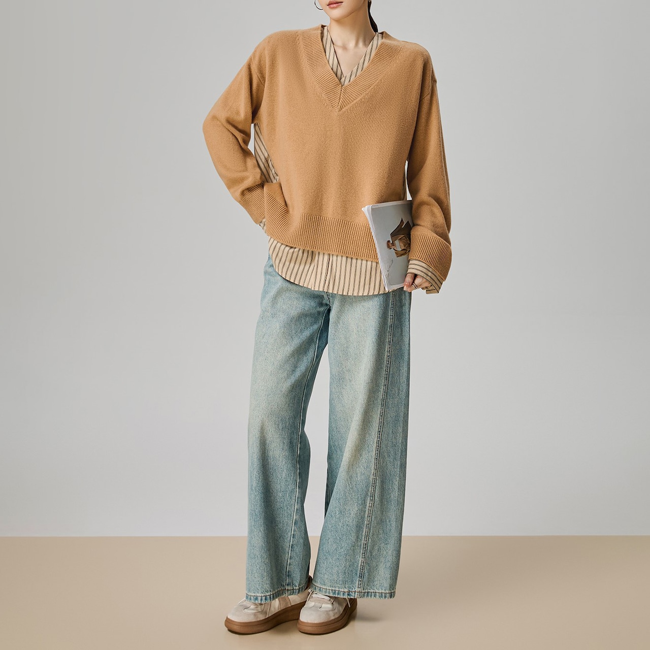 ベージュストライプパッチワークニット H0061