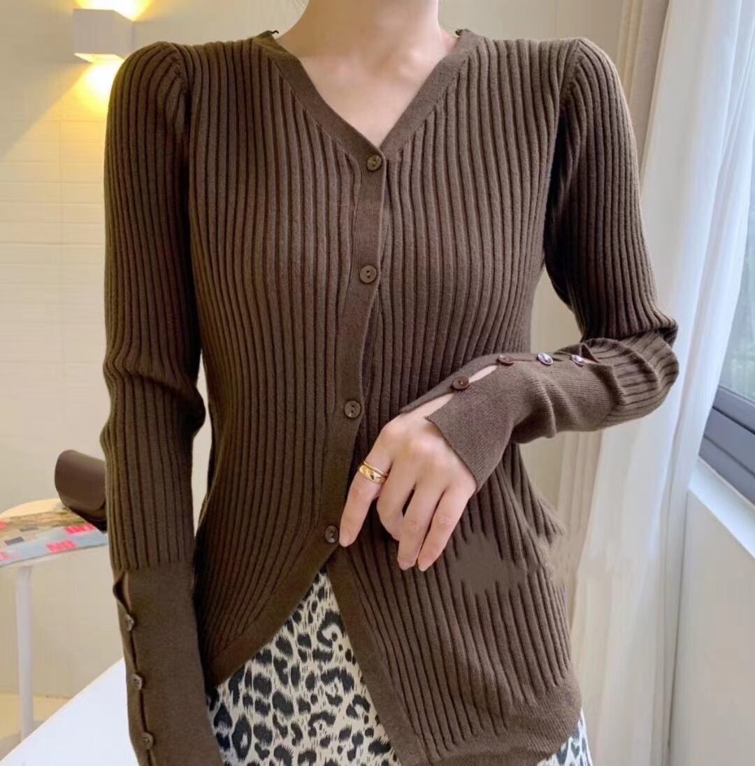 袖ボタン ニットカーディガン　　AJ111-156