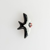 つばめ　ブローチ