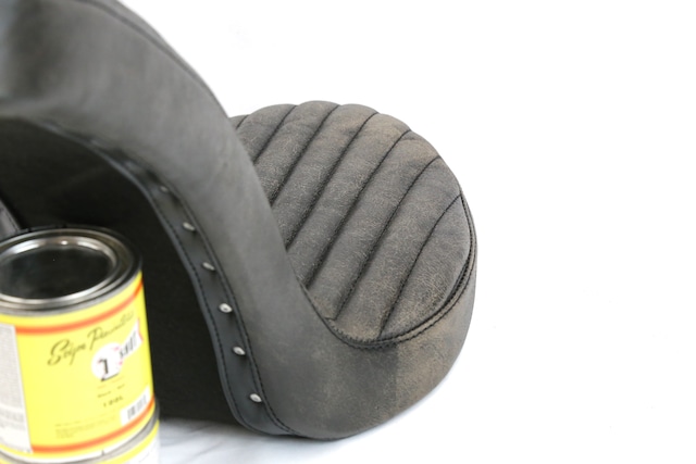 【抽選販売】クラックレザー : スタンダード コブラシート［縦タック&ロール]　(CSC03)