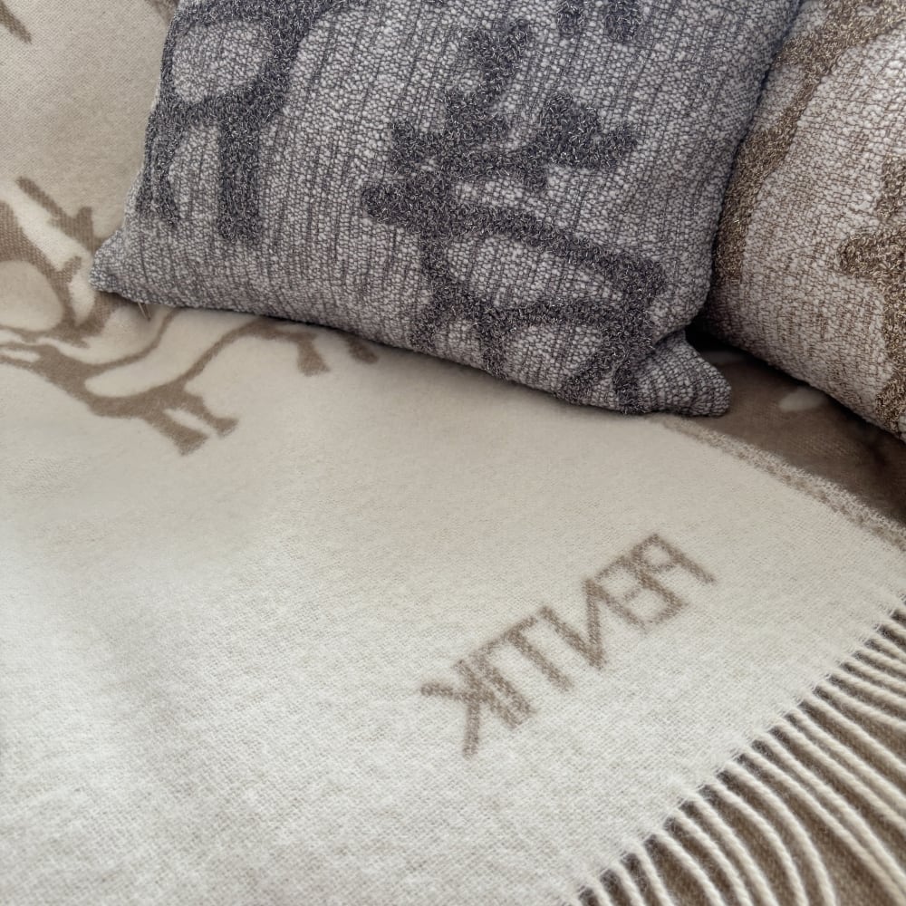 PENTIK】Saaga Blanket（サーガ ブランケット） ブラウン 130x170 cm
