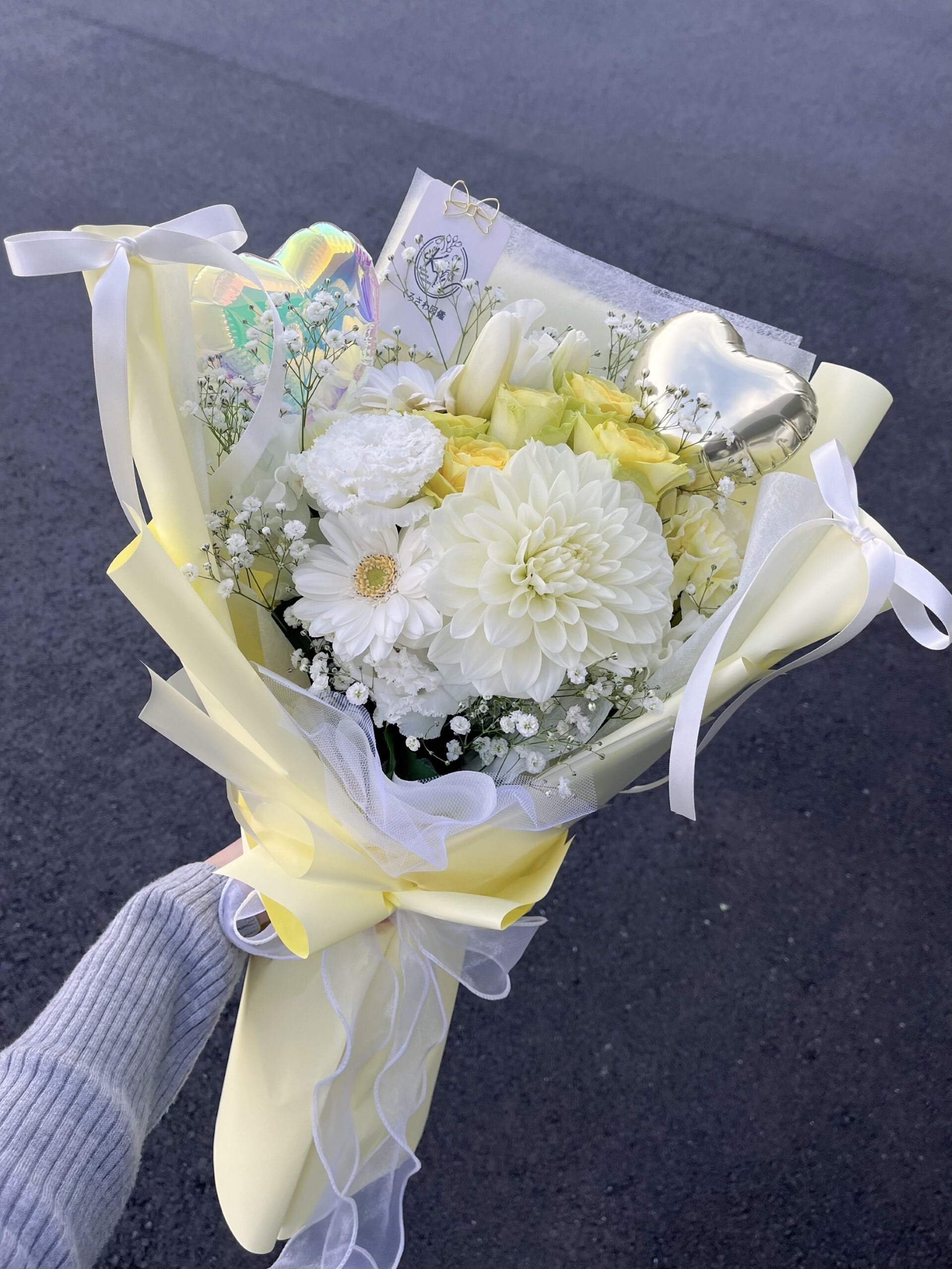 発送】bouquet バルーンブーケ | くろさわ図鑑 | 花畑にある花屋