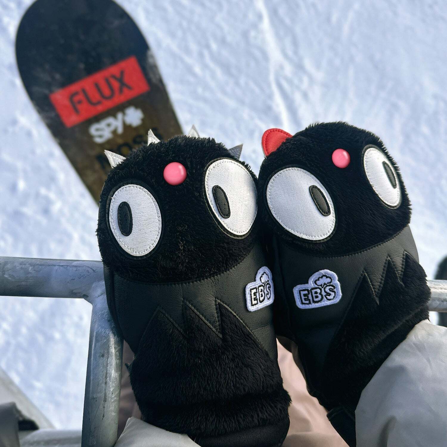 25-26 eb's HARUSAKI MITT KEMONOCHAN エビス ハルサキ ミット ケモノ