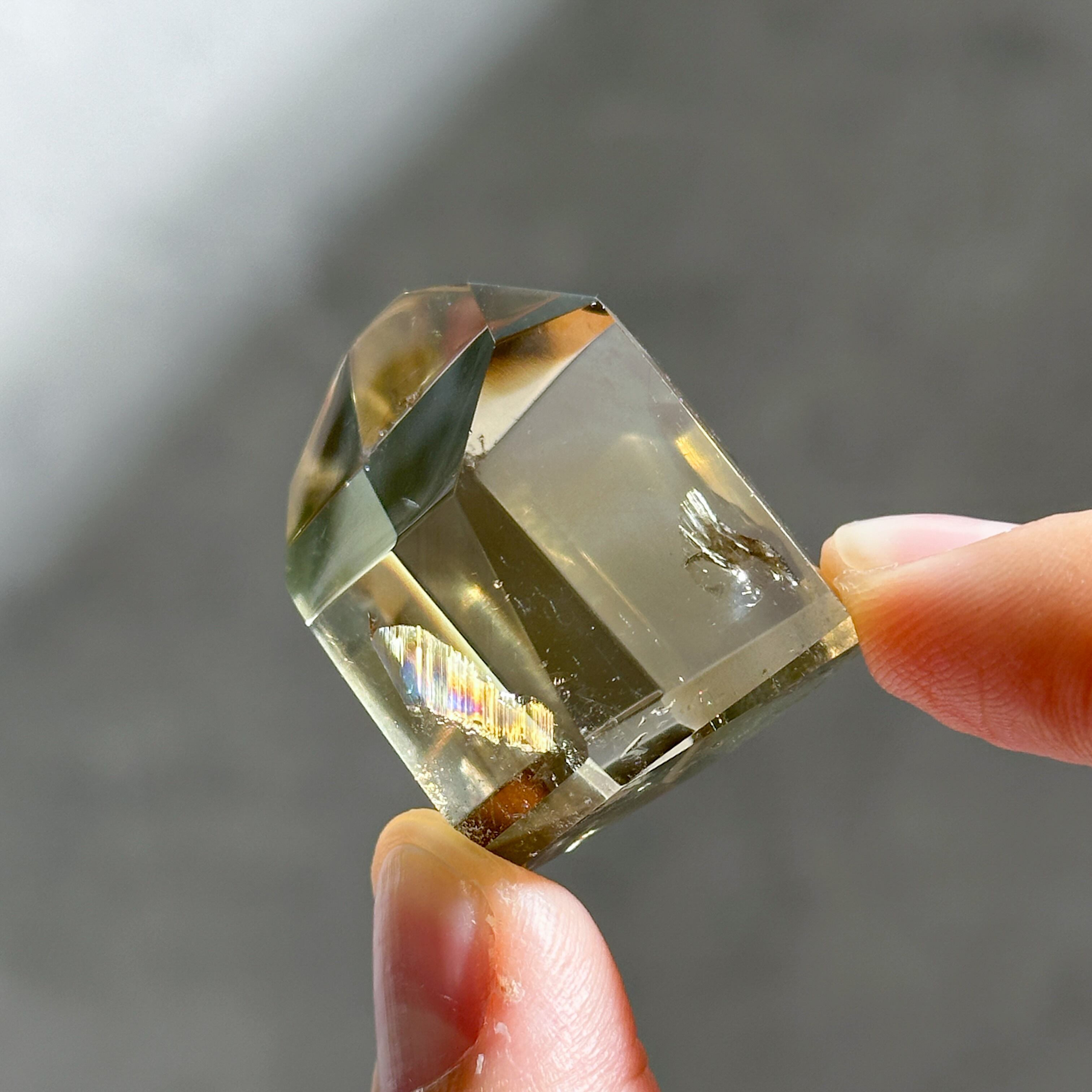 ファントム◎シトリン(黄水晶) タワー53◇ Citrine ◇ 天然石・鉱物・パワーストーン