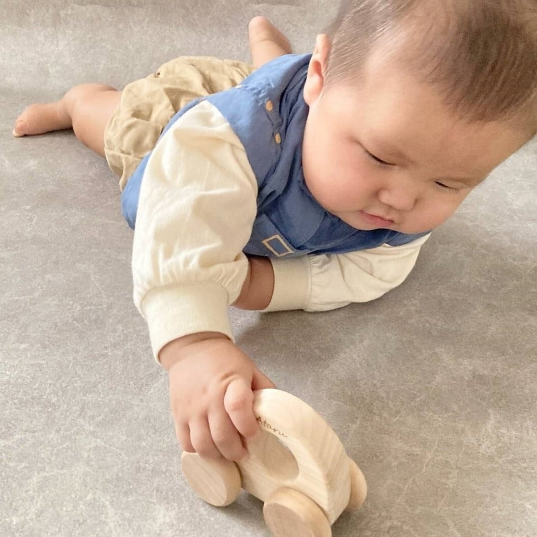 木のおもちゃ4点ミニカーset・名入れ♡出産祝い【対象年齢0歳～・子供