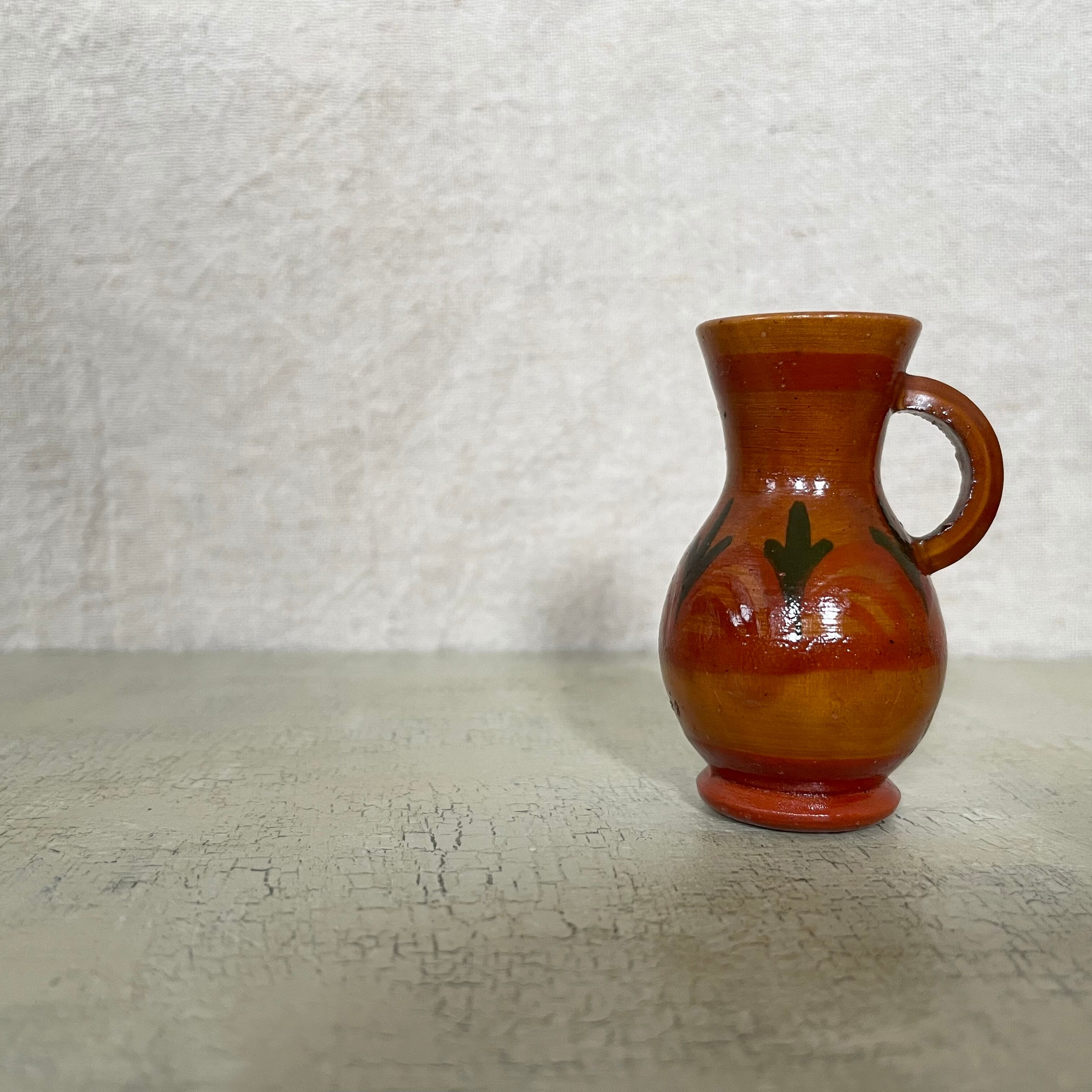 木製の小さな器