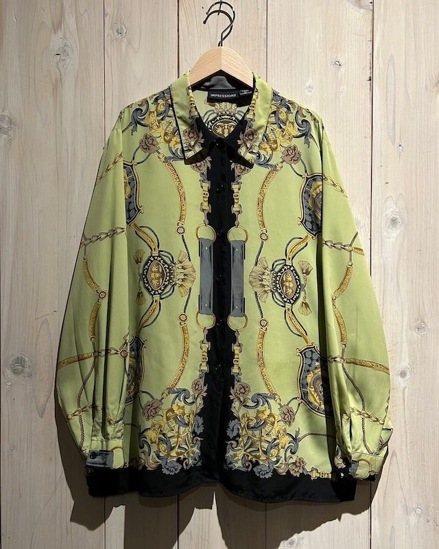 【a.k.a.C.a.k.a vintage】Beautiful Scarf Pattern Vintage Shirt