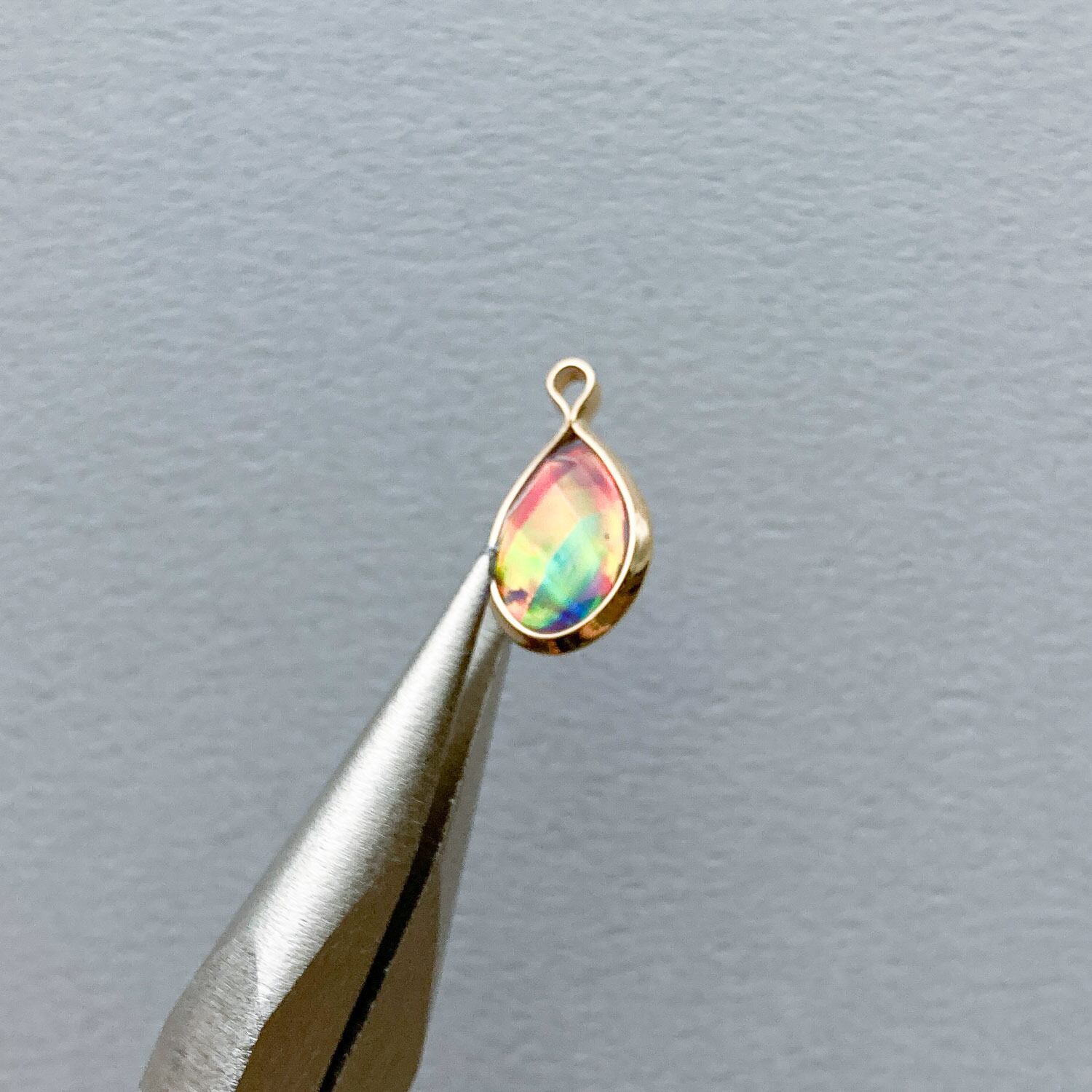 キラキラカット入りしずく型チャーム | Dua-アクセサリーパーツショップ