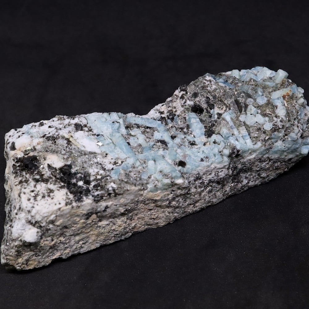 自主採掘！アクアマリン カリフォルニア産 213,6g 原石 AQ184 鉱物