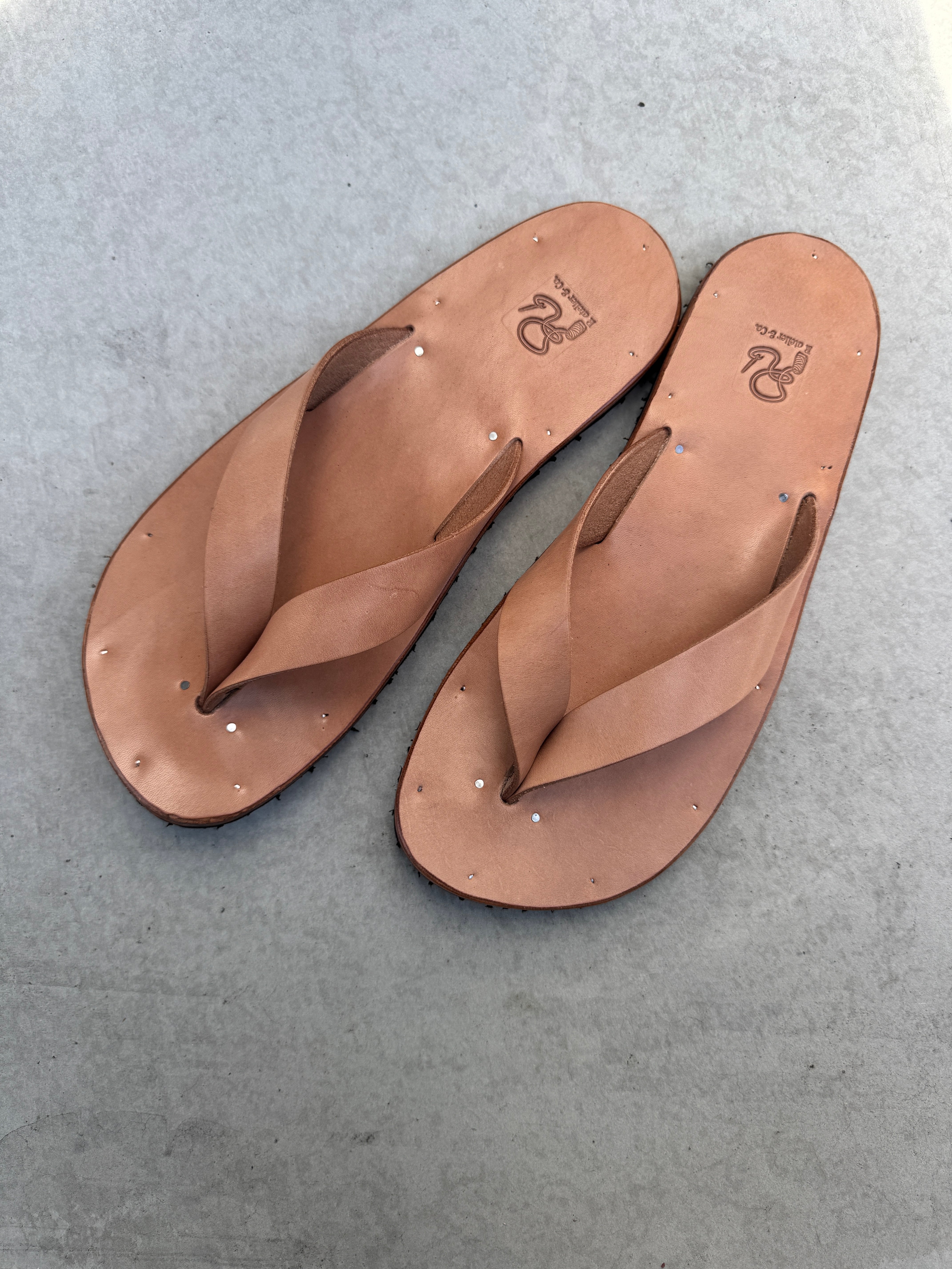 レザーサンダル | アールアトリエBASE店