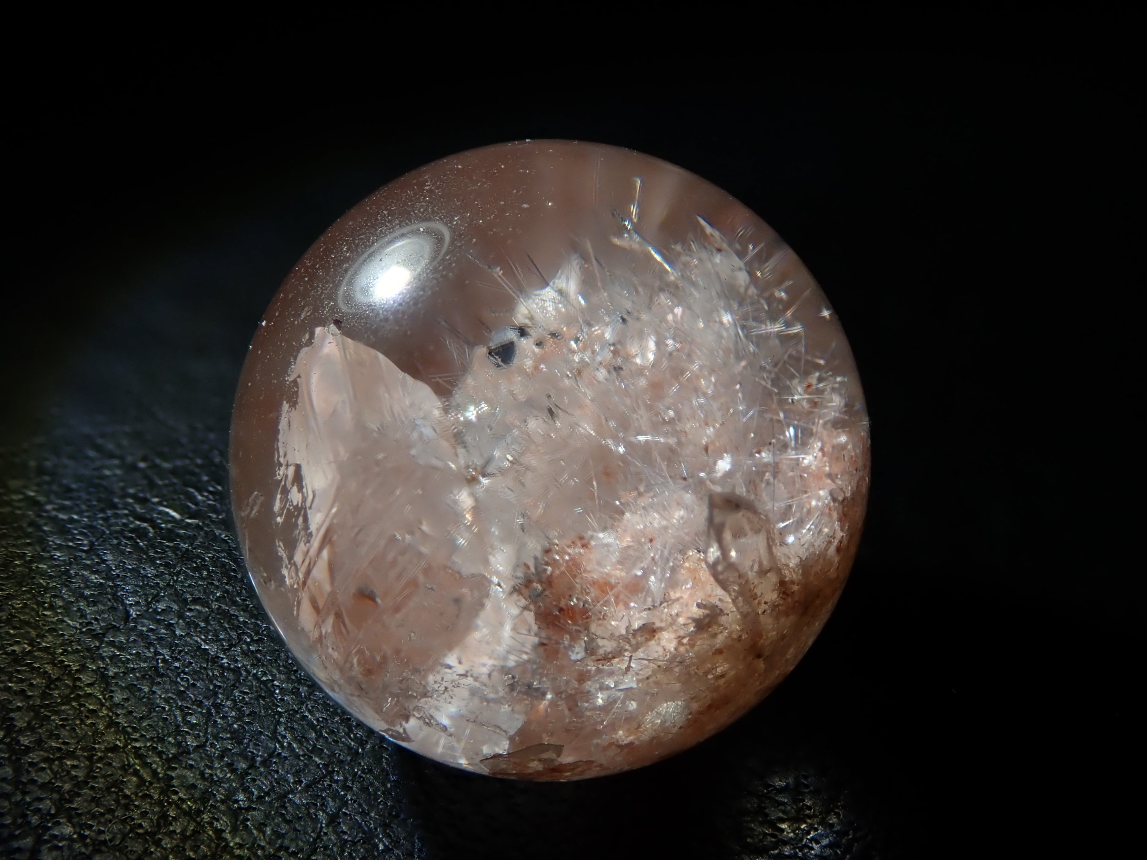 ブラジル産ホワイトガーデン・デュモルチェライトインクォーツ 9.248ct