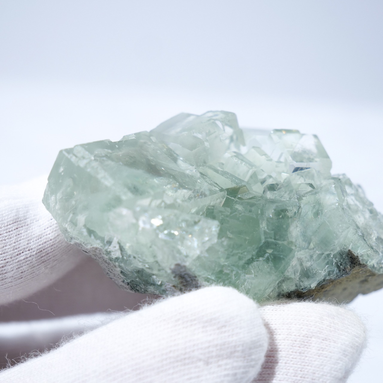 シャンファーリン産 フローライト / 原石 標本【A_3】